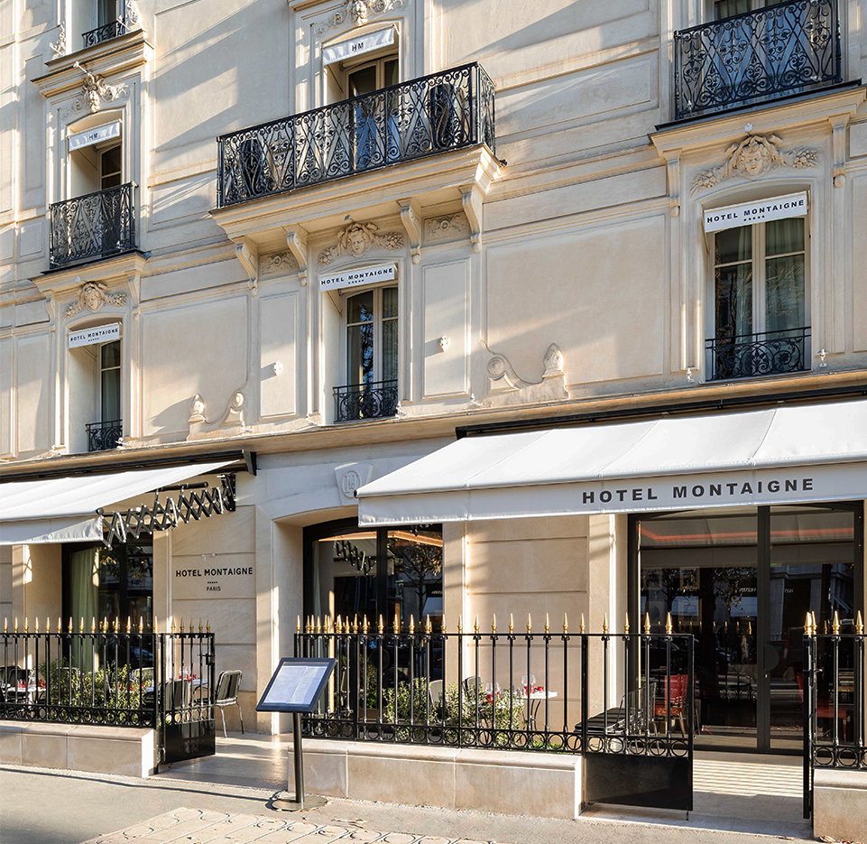 L'Hôtel Montaigne sur les Champs Elysées, proche de l'Arc de