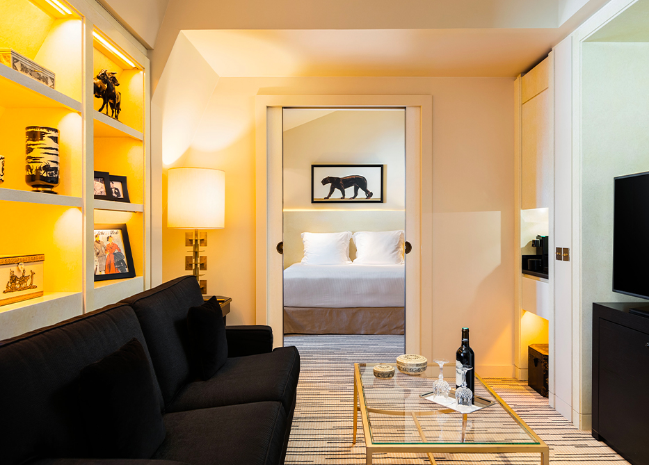 Montaigne Suite – L'Hôtel Montaigne sur les Champs Elysées, proche de l'Arc  de Triomphe et vue sur la tour Eiffel